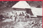 Pred pl.domom Jezerce smo: Radenko Omerbegovic, Vinko ?, Vesko Veskovic i novinar Slavko Nastic;
